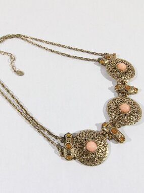 Vintage Bijoux Terner Gold Tone Floral Necklace